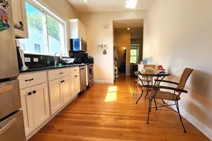 121 Heath, Somerville, MA 02145 - Photo 3