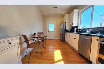 121 Heath #2, Somerville, MA 02145 - Photo 1