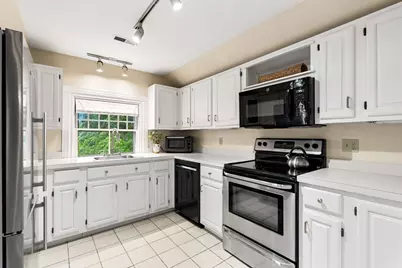 39 Broad St #5, Newburyport, MA 01950 - Photo 13