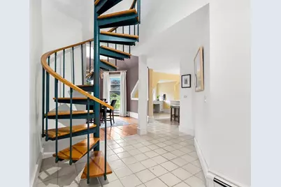 39 Broad St #5, Newburyport, MA 01950 - Photo 7