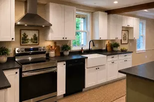25 West St, Petersham, MA 01366 - Photo 17