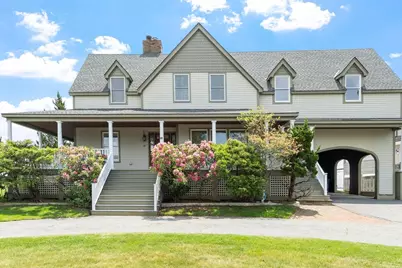 45 Willow Rd, Nahant, MA 01908 - Photo 3