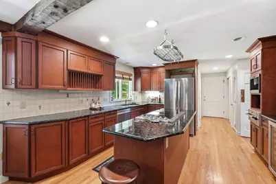 173 Mill Ln, Amherst, MA 01002 - Photo 11