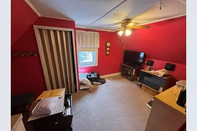 48 Grant St, Dracut, MA 01826 - Photo 5