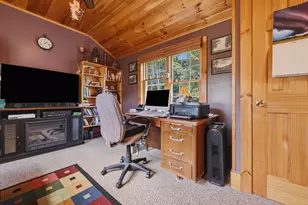 10-12 Pleasant St, Royalston, MA 01368 - Photo 11