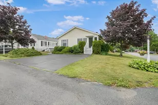 4 Nightingale Ln, Tiverton, RI 02878 - Photo 1