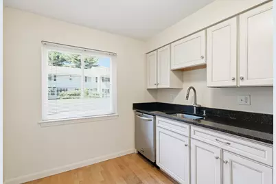13 Beals Cove Rd #F, Hingham, MA 02043 - Photo 3