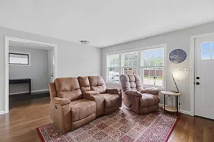 8 Causeway Terrace, Leominster, MA 01453 - Photo 3