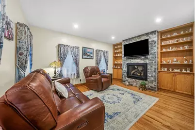 13 Oak St, Boston, MA 02129 - Photo 7