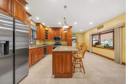 13 Oak St, Boston, MA 02129 - Photo 17