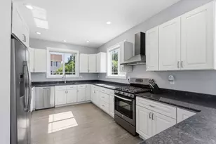 17 Russellville Rd, Westfield, MA 01085 - Photo 5
