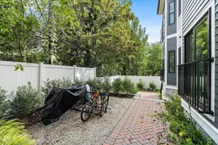 115 Thurston St, Somerville, MA 02145 - Photo 31