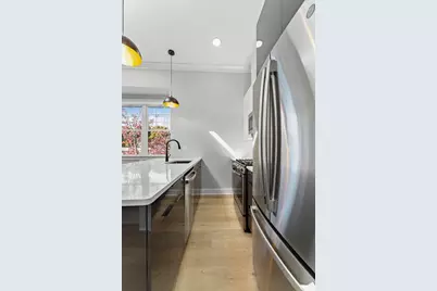 115 Thurston St #G, Somerville, MA 02145 - Photo 7