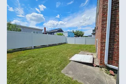 29 Bateman Ave, Revere, MA 02151 - Photo 31