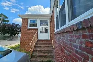 29 Bateman Ave, Revere, MA 02151 - Photo 3