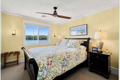 425 Main St, Amesbury, MA 01913 - Photo 13
