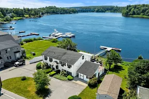 425 Main St, Amesbury, MA 01913 - Photo 1