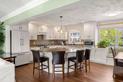 425 Main St, Amesbury, MA 01913 - Photo 7