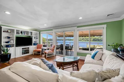 425 Main St, Amesbury, MA 01913 - Photo 9