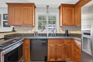 90 Lowell St, Andover, MA 01810 - Photo 9