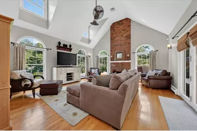 70 Holly Berry Lane, Hanover, MA 02339 - Photo 9