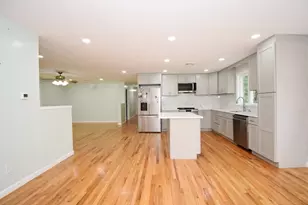302 Lake St, Shrewsbury, MA 01545 - Photo 9
