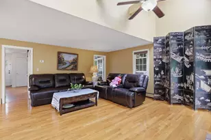 293 Davis St, Northborough, MA 01532 - Photo 7