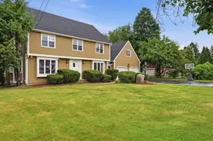 293 Davis St, Northborough, MA 01532 - Photo 3