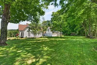 164 Pleasant St, Athol, MA 01331 - Photo 29