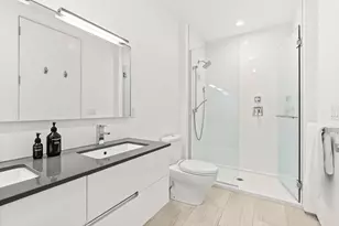 537 E 1st St, Boston, MA 02127 - Photo 15