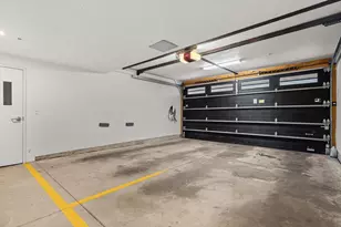 537 E 1st St, Boston, MA 02127 - Photo 21