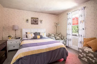 126 Grove Ave, Somerset, MA 02726 - Photo 19