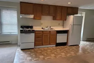 17 Maywood Ln, Woburn, MA 01801 - Photo 5