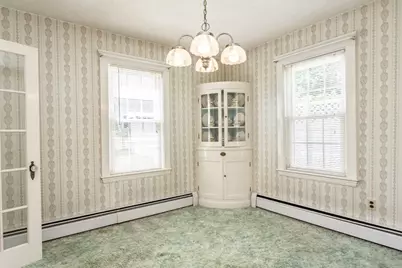 111 Mount Vernon Ave, Somerset, MA 02726 - Photo 15