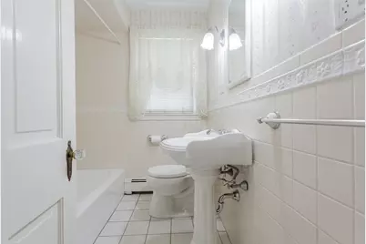 111 Mount Vernon Ave, Somerset, MA 02726 - Photo 21