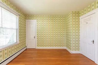 111 Mount Vernon Ave, Somerset, MA 02726 - Photo 17