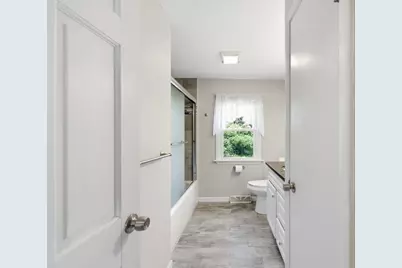 86 Scarsdale Rd, Springfield, MA 01129 - Photo 23