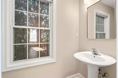 555 Main St #6, Woburn, MA 01801 - Photo 9