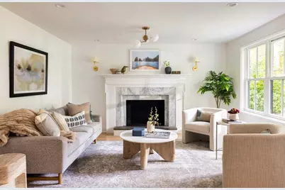 209 Bristol Rd, Wellesley, MA 02481 - Photo 3