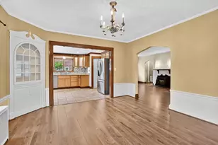 33 Olmsted Dr, Springfield, MA 01108 - Photo 9