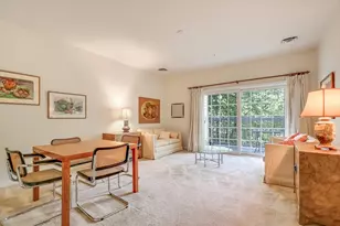 36 Abigail Way, Reading, MA 01867 - Photo 3