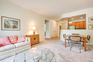 36 Abigail Way, Reading, MA 01867 - Photo 5