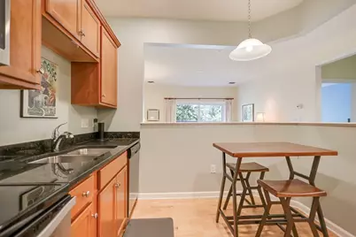 36 Abigail Way #1009, Reading, MA 02140 - Photo 7