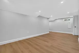 20 Saltonstall Rd, Medford, MA 02155 - Photo 35