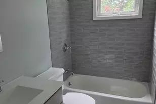 76 Gardner St, Rockland, MA 02370 - Photo 7