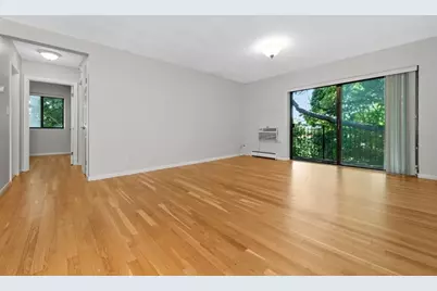 10 Linda Lane #4-2, Boston, MA 02125 - Photo 3
