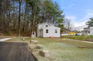 78 Pleasant St, Grafton, MA 01519 - Photo 31