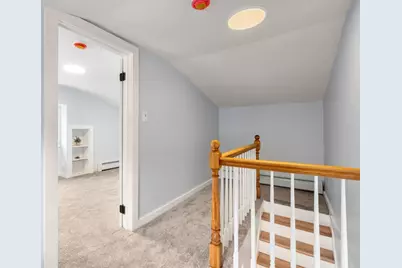 78 Pleasant St, Grafton, MA 01519 - Photo 9