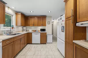 35 May Ave, Raynham, MA 02767 - Photo 11
