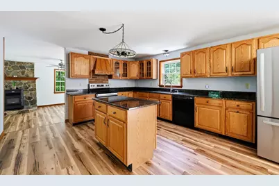 60 Bartlett Lane, Orange, MA 01364 - Photo 13